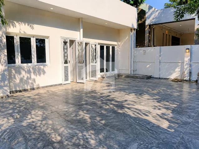Prime Street Old House Is For SALE In F 6