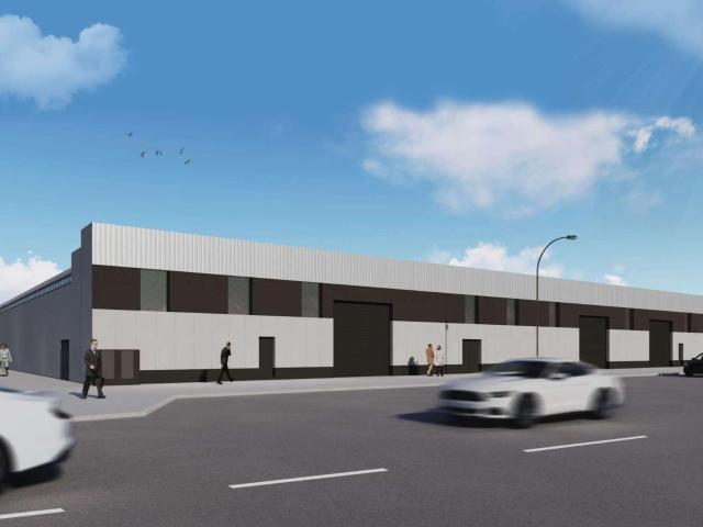 PRIMERA LINEA NAVE DE 2.400 M2
