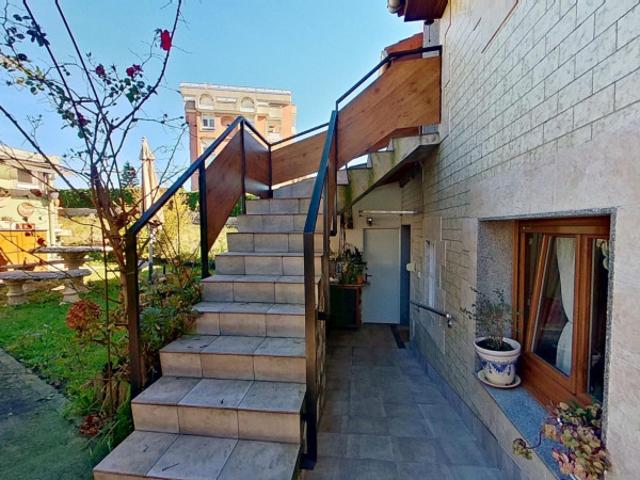 Primera planta en chalet en Valdenoja con suministros inclui