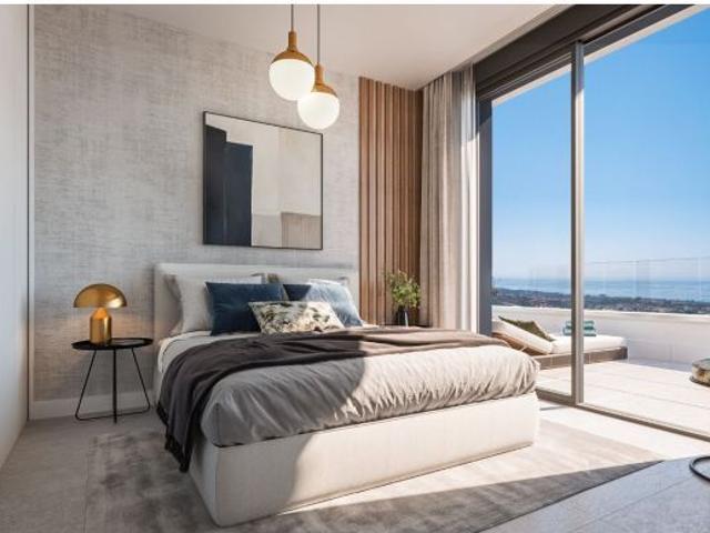 Primera planta en Marbella visítalo! Los Monteros