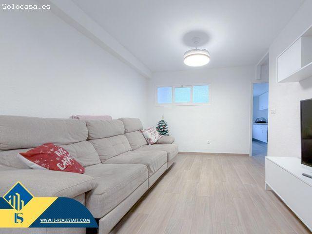 Primerísima línea de playa de los Locos! Impresionante Apartamento reformado con amplia terraza y vi