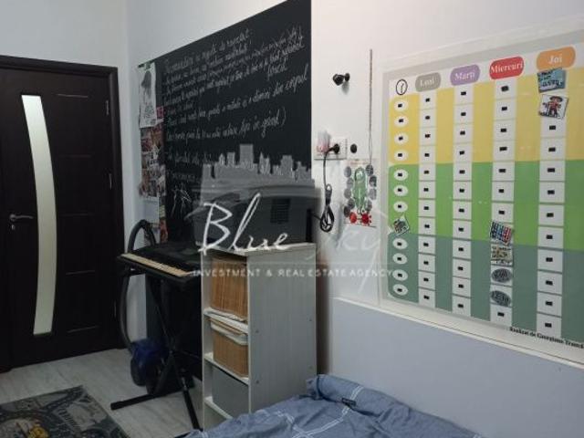 Primo 3 Camere Decomandat 73 mp, Bloc 2014, Parcare Inclusa, Curte