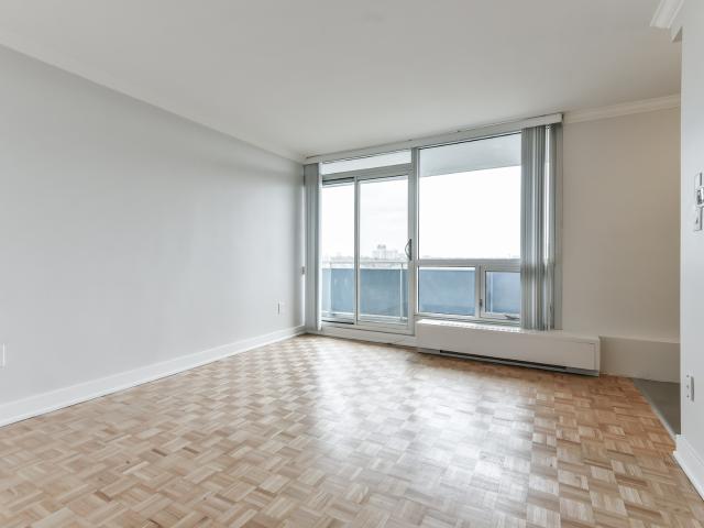 Prince Arthur Studio [object Promise] for Rent