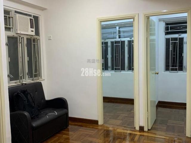 Prince Edward Tung Shing Court [Agency Ads] Mid Floor 4 13|13/F, Middle Floor Two Bedroom Villa, Convenient Transportation. Hints