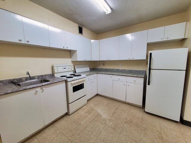 Princess Towers 1 Bedroom Apartment for Rent at 401 Princess St, Kingston, ON K7L 5C9 Downtown Kingston