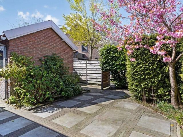 Prinses Marijkelaan 13, Hoekwoning in Oegstgeest Verra Makelaars