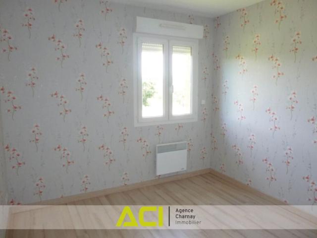 PRISSE PROCHE ECOLE – LOTISSEMENT LES FAUVETTES – MAISON T4 AVEC JARDIN ET GARAGE