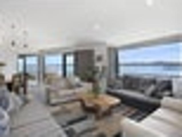 Pristine Family Home & Most Amazing Views!