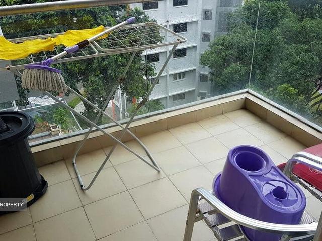 Pristine Heights D8, Apartment