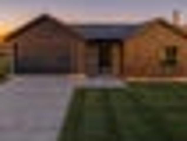 Pristine House in Applecroft Development, Hastings