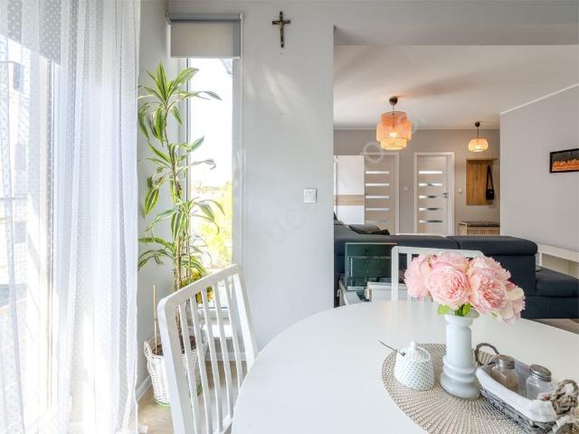 Pruszków, 62 m² 3 pokoje, balkon, garaż
