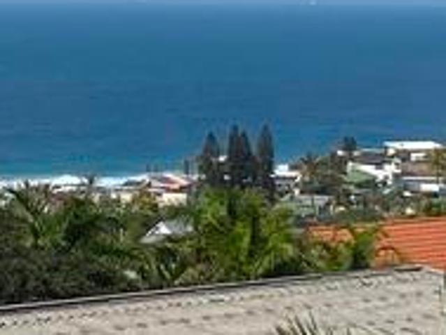 private flat available