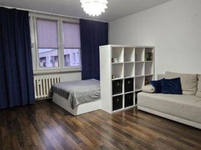 Przytulne 1 pokojowe mieszkanie na Targówku z piwnicą i świetną komunikacją