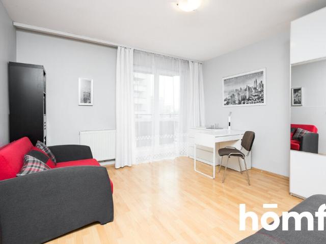 Przytulne studio z garażem, balkon, pełne umeblowanie