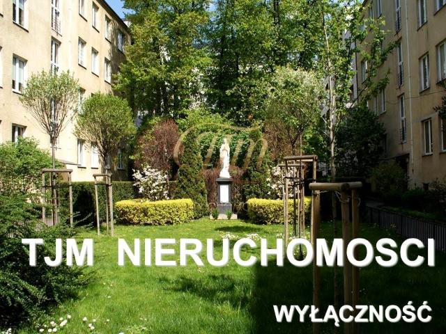Przedwojenna kamienica, klimatyczne, balkon ul. Słupecka, Warszawa, Ochota