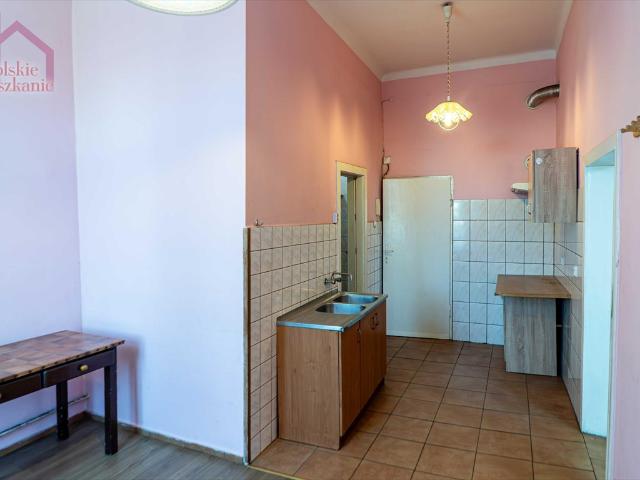 Przemyśl, eleganckie 2 pok. kamienica z 3,40 m wysokości