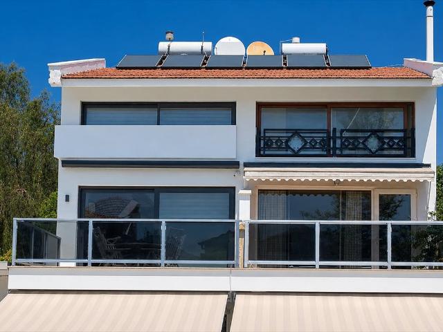 Przestronna willa 175 m² z ogrodem i balkonem w Kalkan