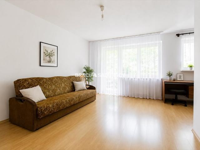 Przestronne 41 m² z balkonem, jasna kuchnia, garderoba