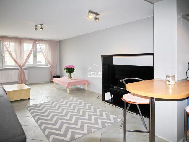 Przestronne 46 m² z balkonem, parking, blisko centrum