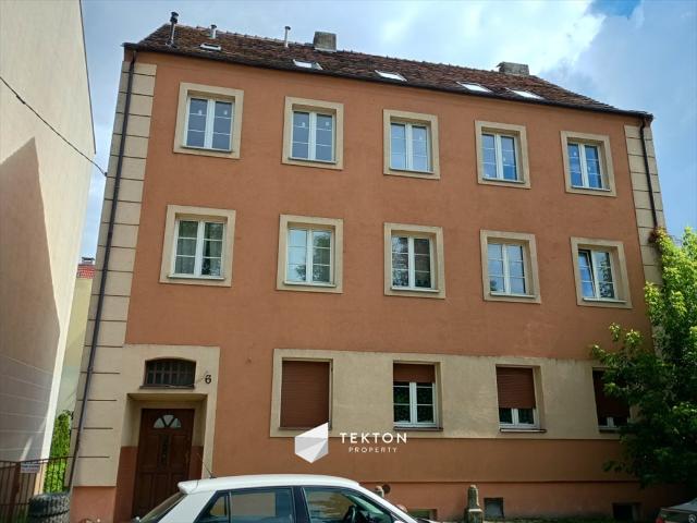 Przestronne 4 pokojowe mieszkanie 109,5 m² w kamienicy