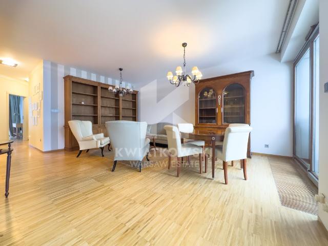 Przestronne 4 pokojowe mieszkanie 92 m² z balkonem i garażem