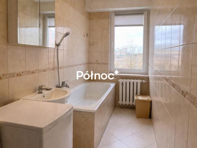 Na sprzedaż przestronne 4 pokojowe mieszkanie 72 m² w Nagórkach