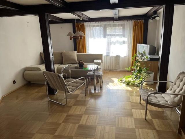 Przestronne 4 pokojowe mieszkanie w Starym Żoliborzu