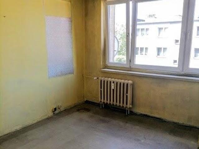 Przestronne 4 pokojowe mieszkanie z balkonem w Chorzowie Batory