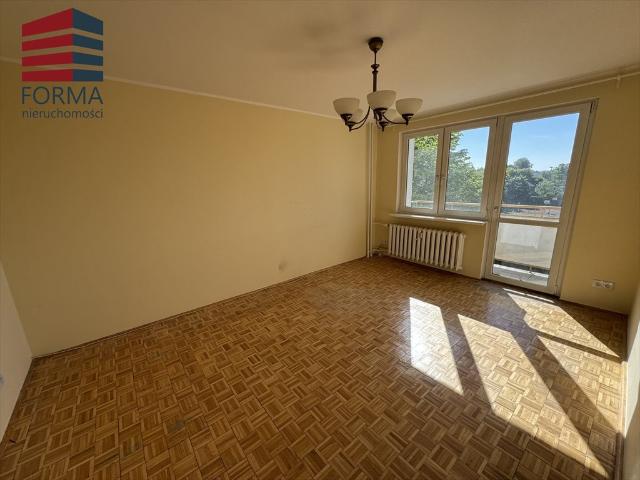 Przestronne 4 pokojowe mieszkanie z balkonem i piwnicą