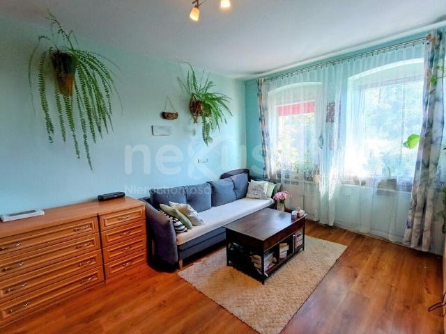 Przestronne 52 m² z potencjałem, II piętro kamienicy zapraszam