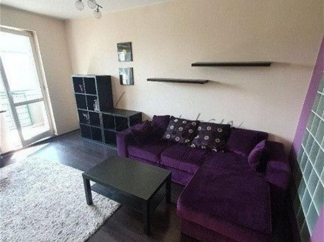 Przestronne 58 m² z balkonem, blisko parków polecam!