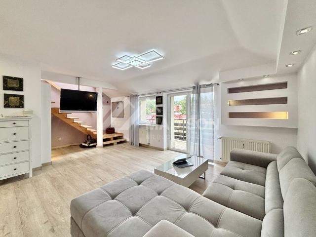 Zapraszam do przestronnego 5 pokojowego mieszkania 121 m² z balkonem i 2 łazienkami