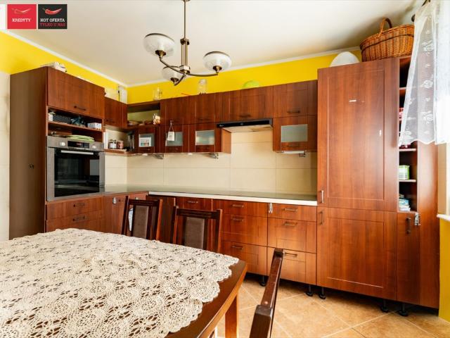 Przestronne 74 m² mieszkanie z 3 sypialniami i aneksem kuchennym