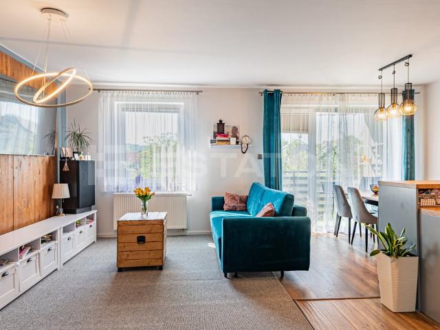 Przestronne 76 m² z dużym balkonem i poddaszem do adaptacji