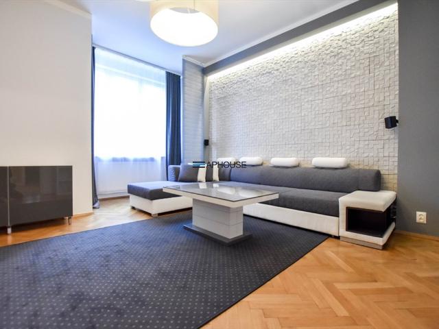 Przestronne 78 m² z balkonem, kamienica z windą