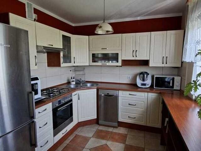 Przestronne 78 m² z balkonem i nowoczesną łazienką