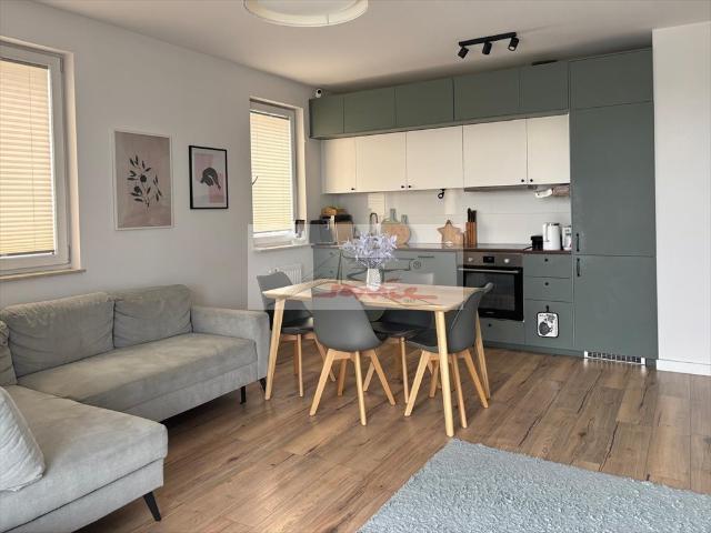 Przestronne 78m² z loggią i garażem na Mokotowie polecam