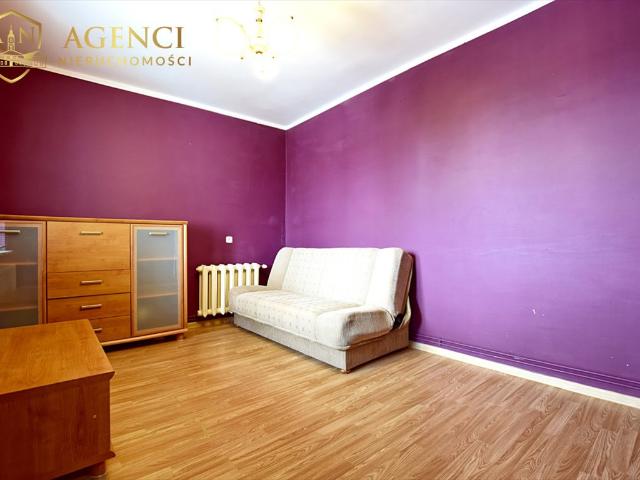 Przestronne 81,25 m2 do remontu, cicha okolica