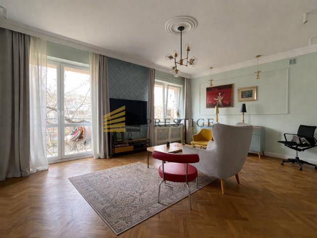 Przestronne 90 m² mieszkanie z balkonami i klimatem kamienicy
