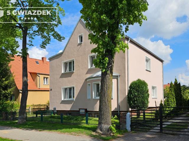Przestronne 99 m2 dom z ogrodem i garażem w Szczecinku
