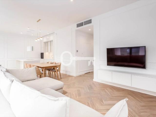 Przestronne 105 m² apartament z balkonem i parkingiem
