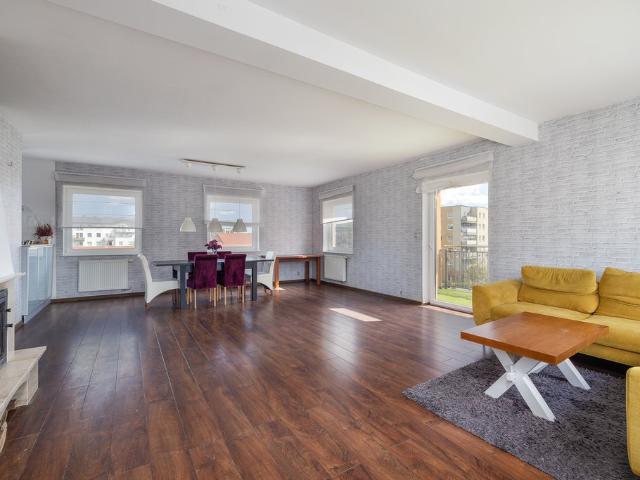 Przestronne 125,9 m² z garażem, balkonem i potencjałem