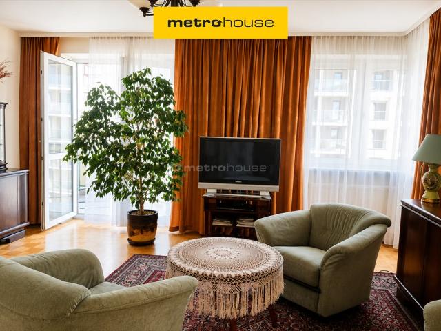 Do sprzedania przestronne 128m² dwupoziomowe mieszkanie z tarasem i balkonem