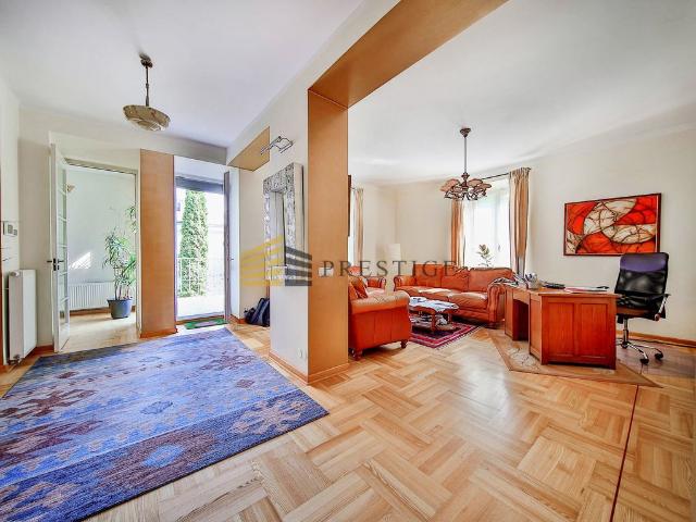 Przestronne 150 m² biuro w kameralnym budynku z ogrodem