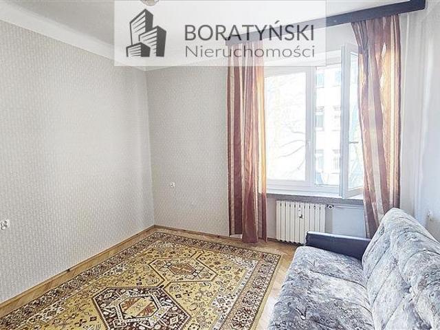 Przestronne 1 pokój z nowoczesną kuchnią i piwnicą