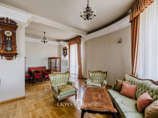 Przestronne 200 m² apartament z widokiem na Warszawę