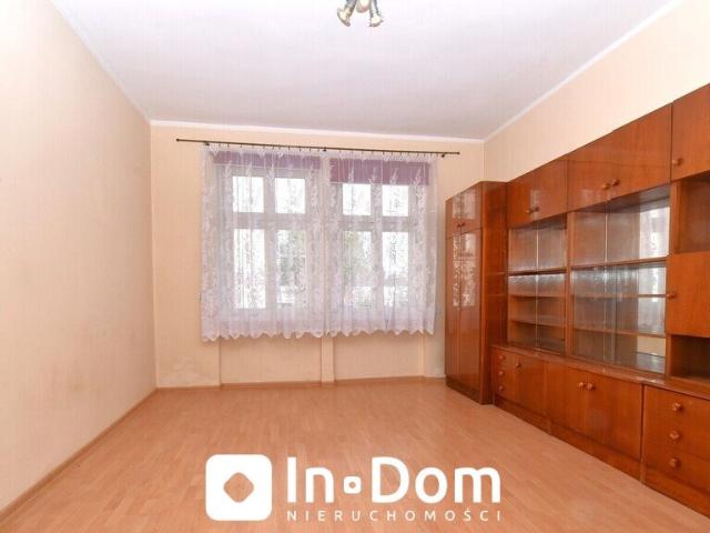Przestronne 2 pokoje w kamienicy, gotowe do aranżacji zapraszam