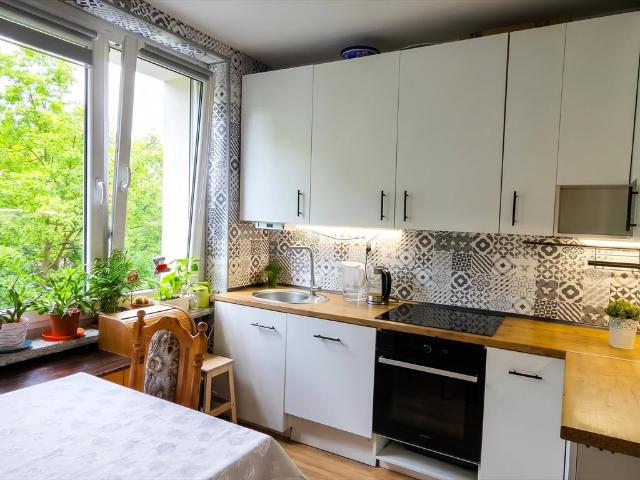 Przestronne 2 pokoje z balkonem, blisko centrum Katowic