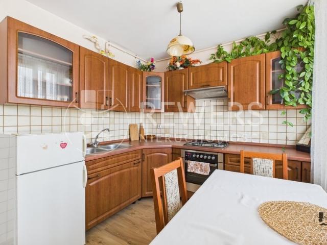 Przestronne 2 pokoje z balkonem, gotowe do zamieszkania