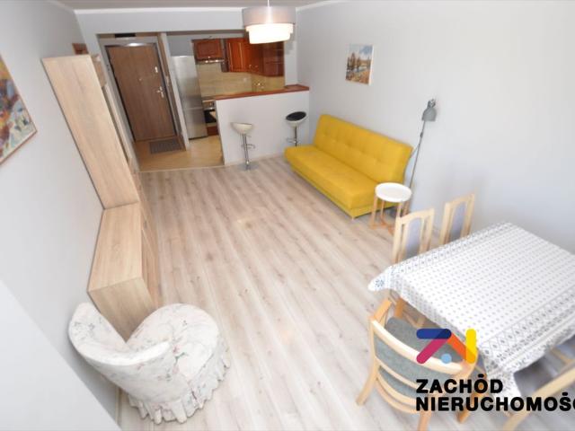 Przestronne 2 pokoje z balkonem, winda, niskie opłaty